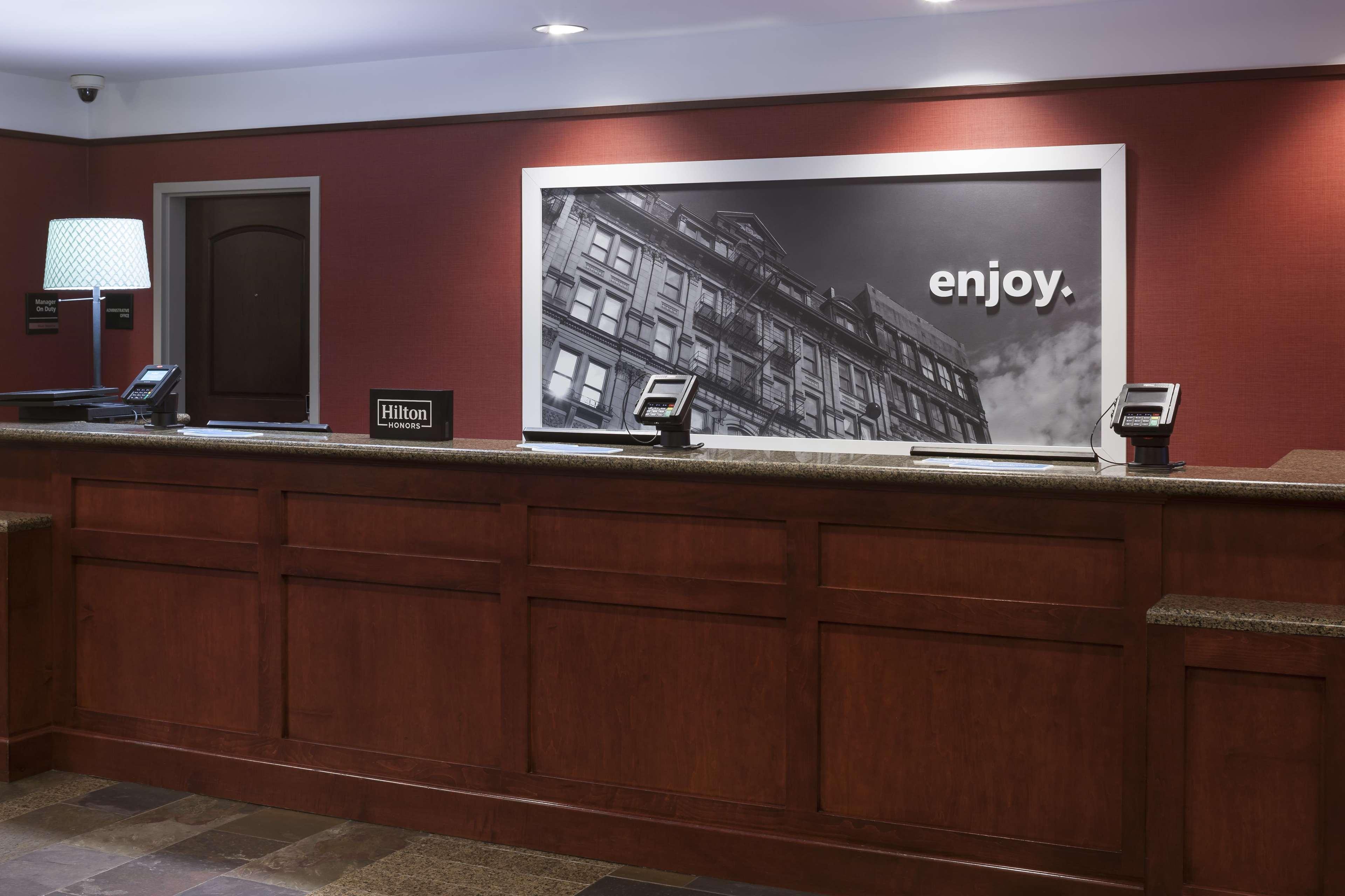 Hampton Inn & Suites Oklahoma City-Bricktown Exteriör bild