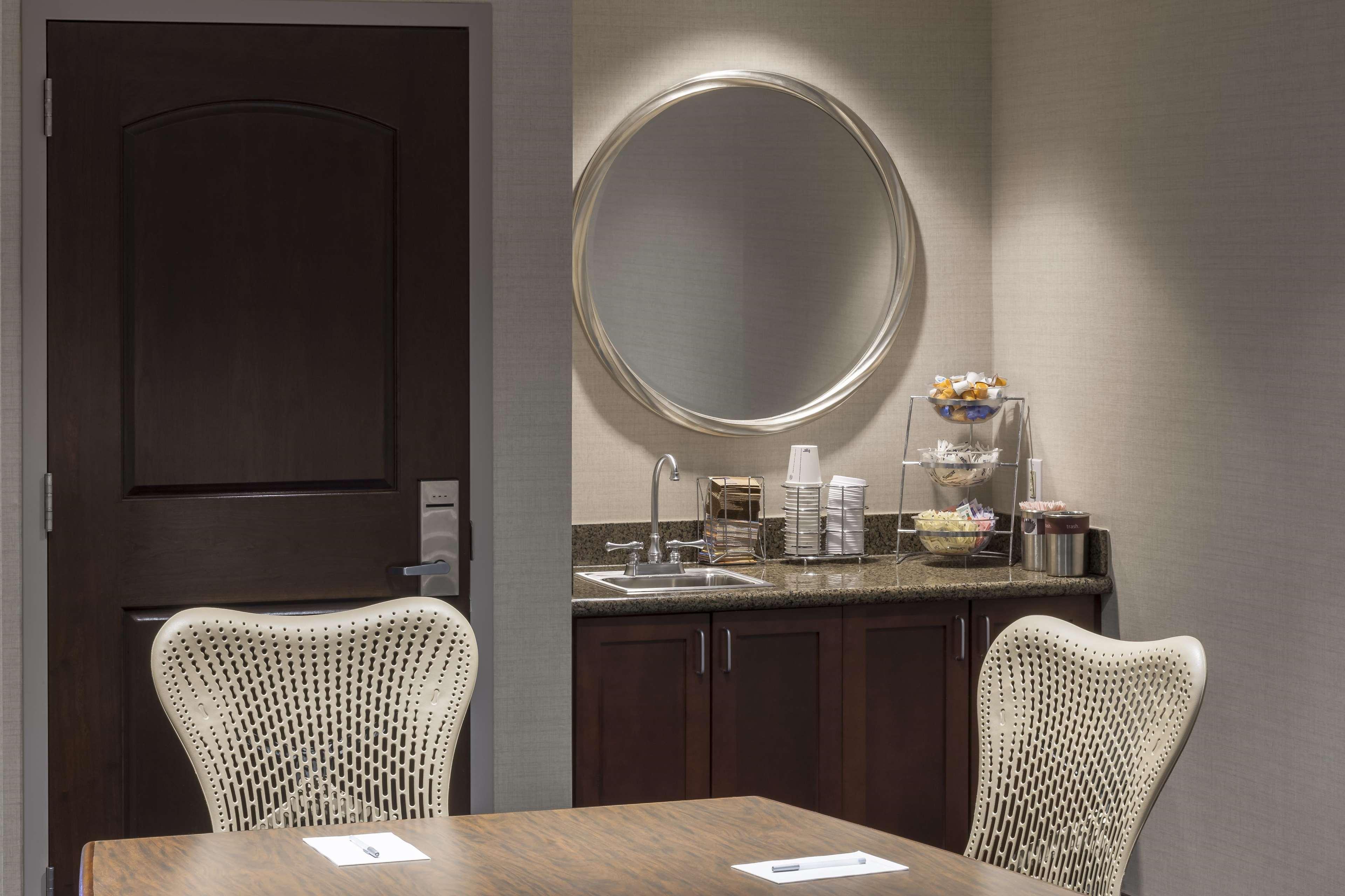 Hampton Inn & Suites Oklahoma City-Bricktown Exteriör bild