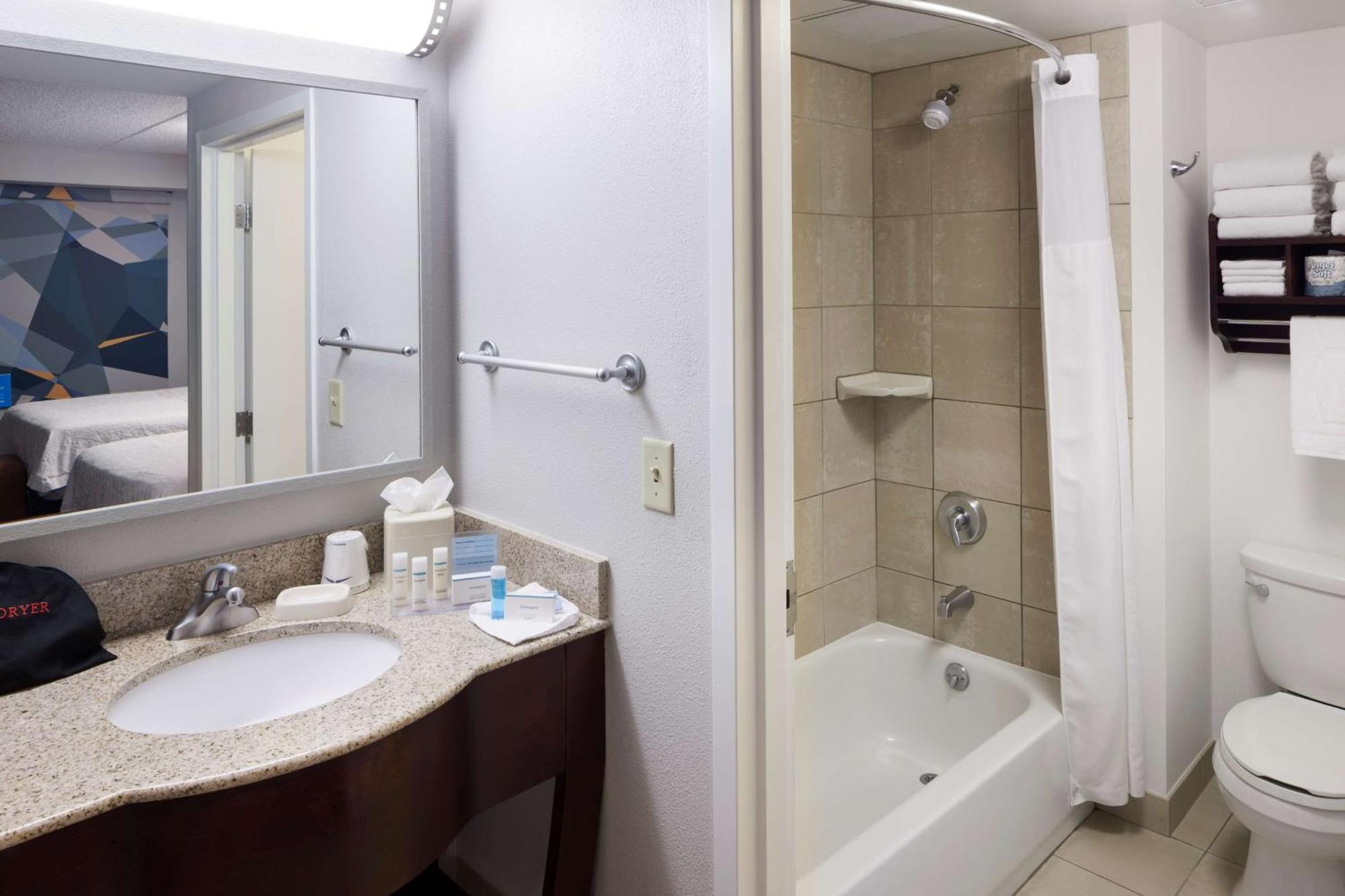 Hampton Inn & Suites Oklahoma City-Bricktown Exteriör bild