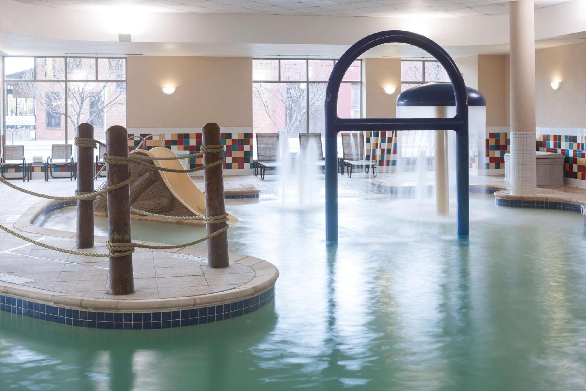 Hampton Inn & Suites Oklahoma City-Bricktown Exteriör bild